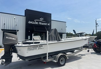 2006 Carolina Skiff 21 DLX Boat